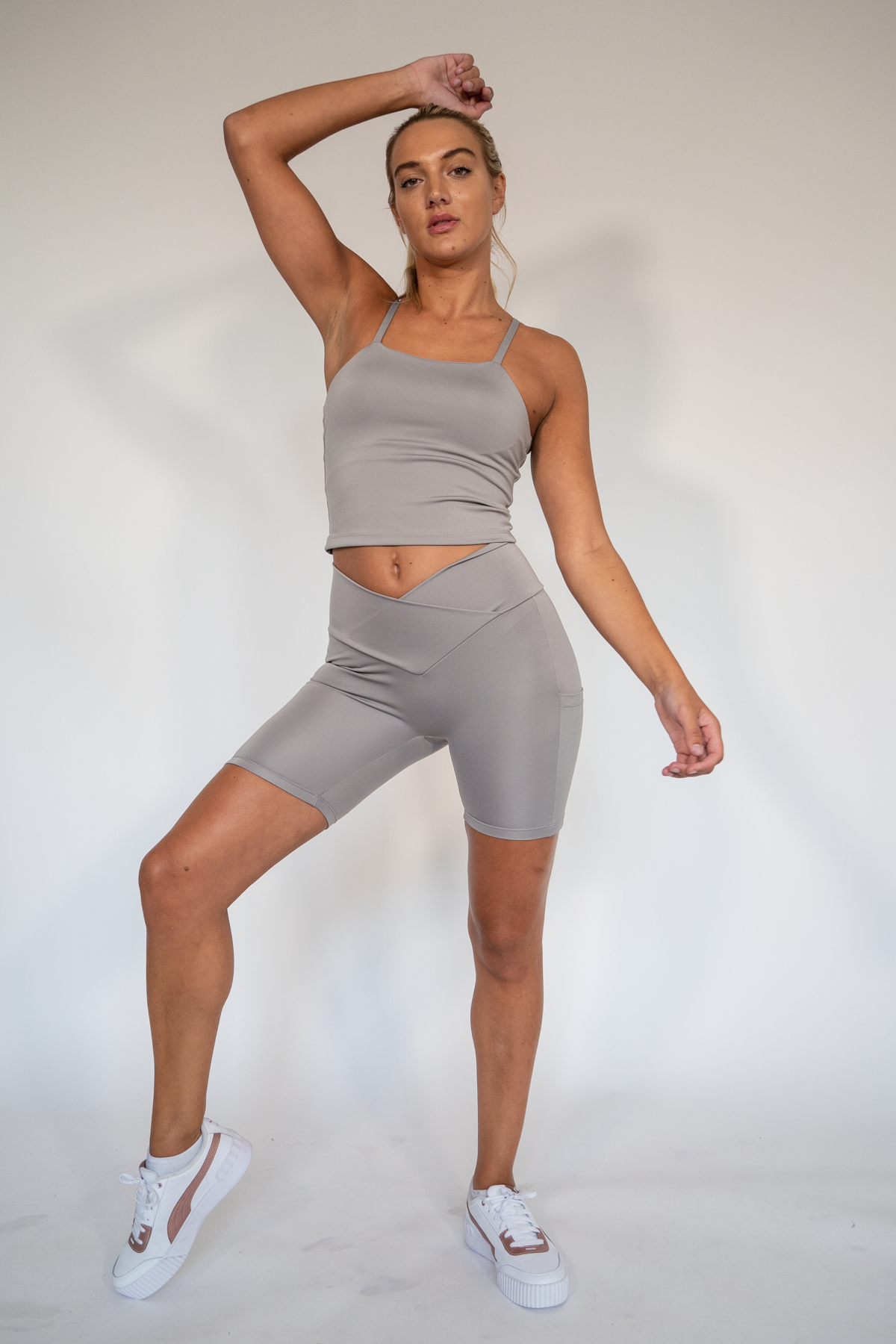 Sunny Strappy Tank Top ultimate grey XS S M L XL