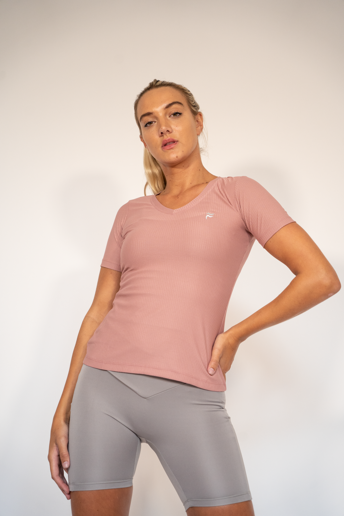 V-neck training T-shirt Dusty rose XS S M L XL