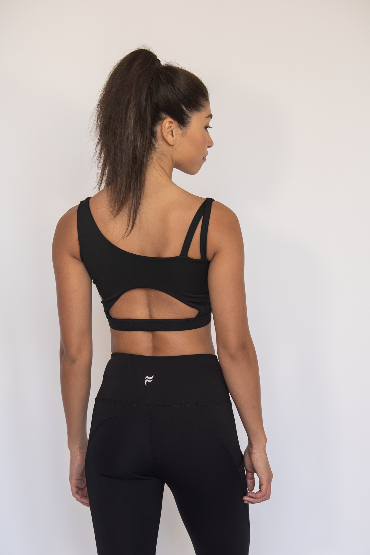 Evia Asymmetrical Sports bra Black XS S M L XL