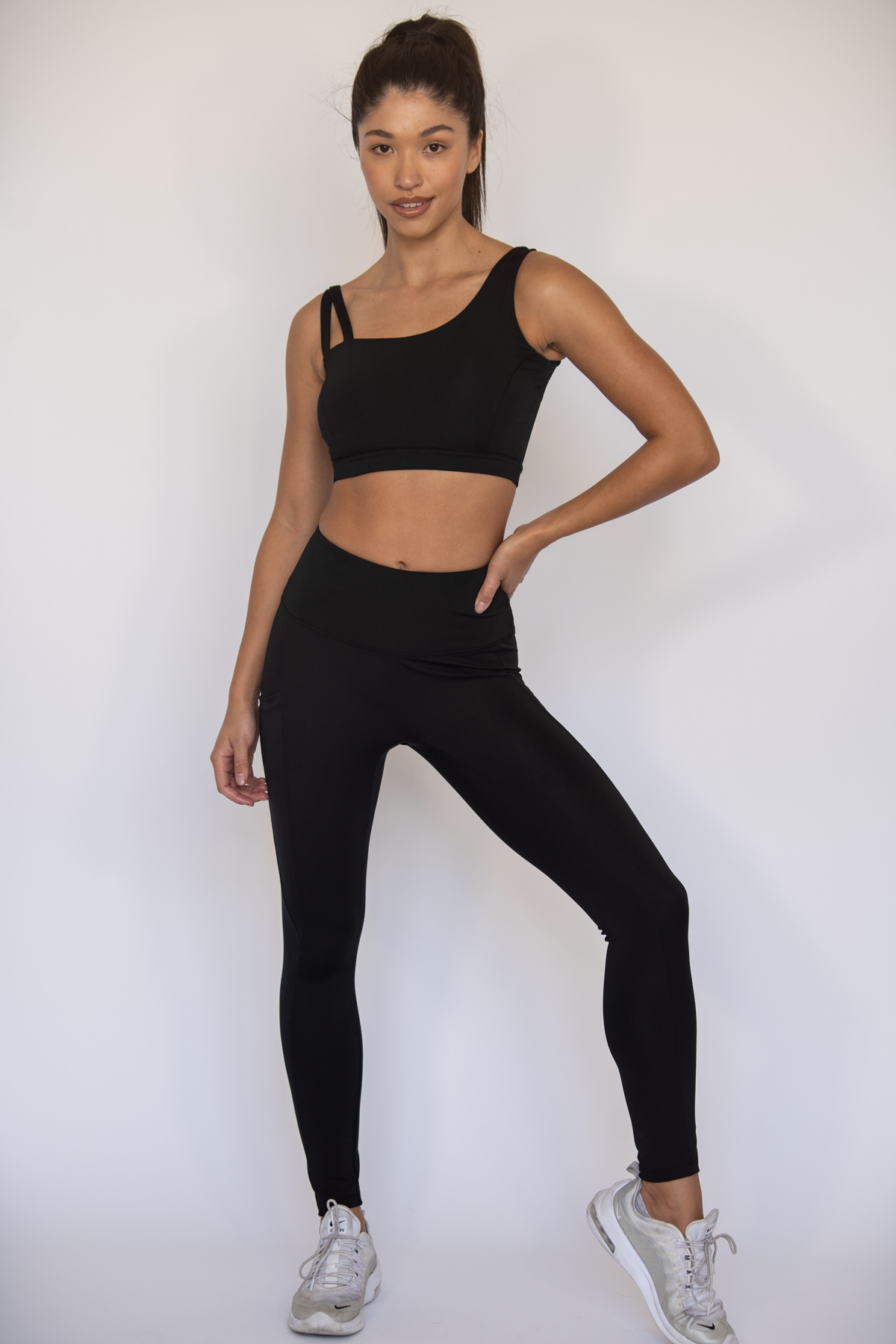 Evia Asymmetrical Sports bra Black XS S M L XL