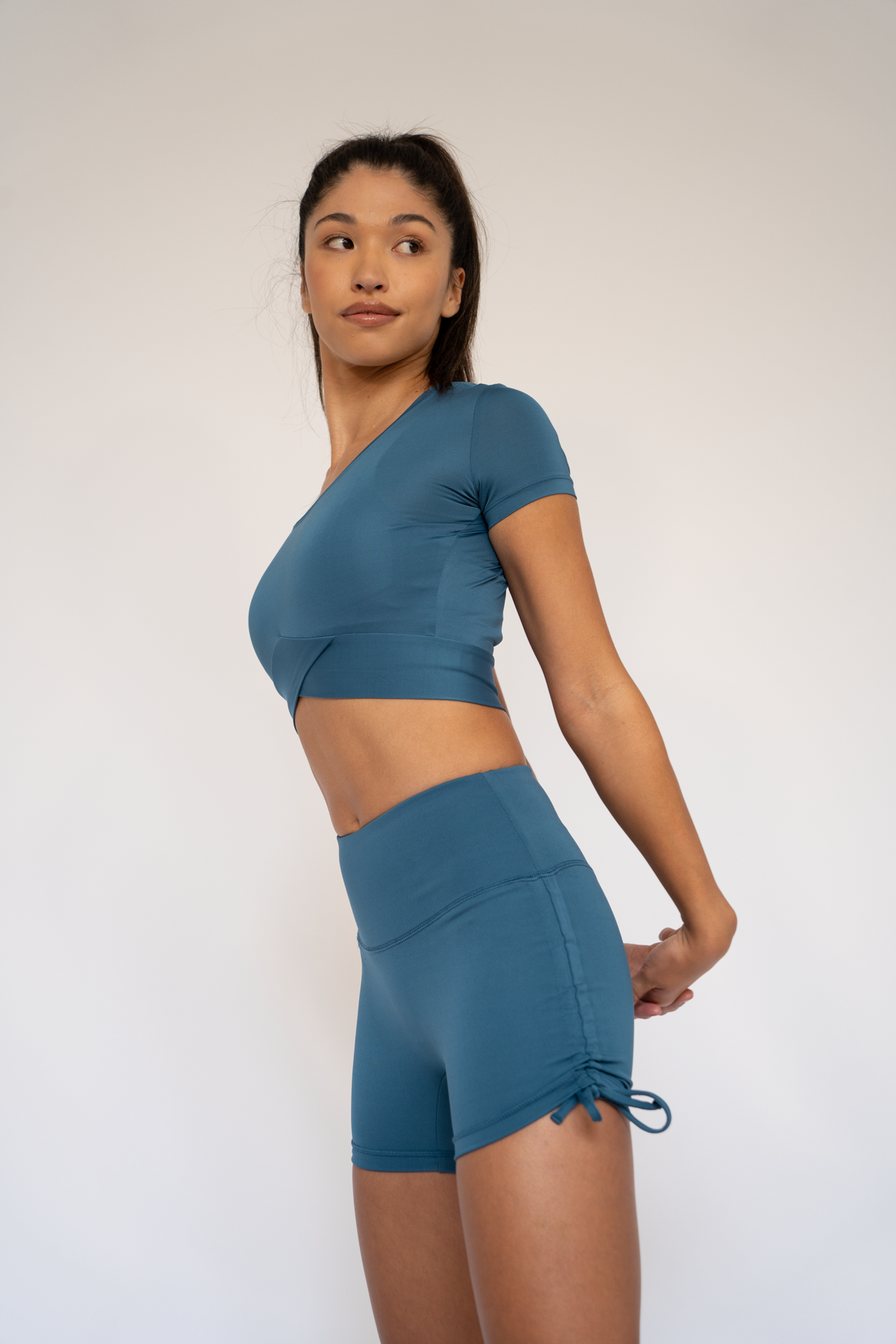 Jada Crossover Hem Crop Top captain blue XS S M L XL