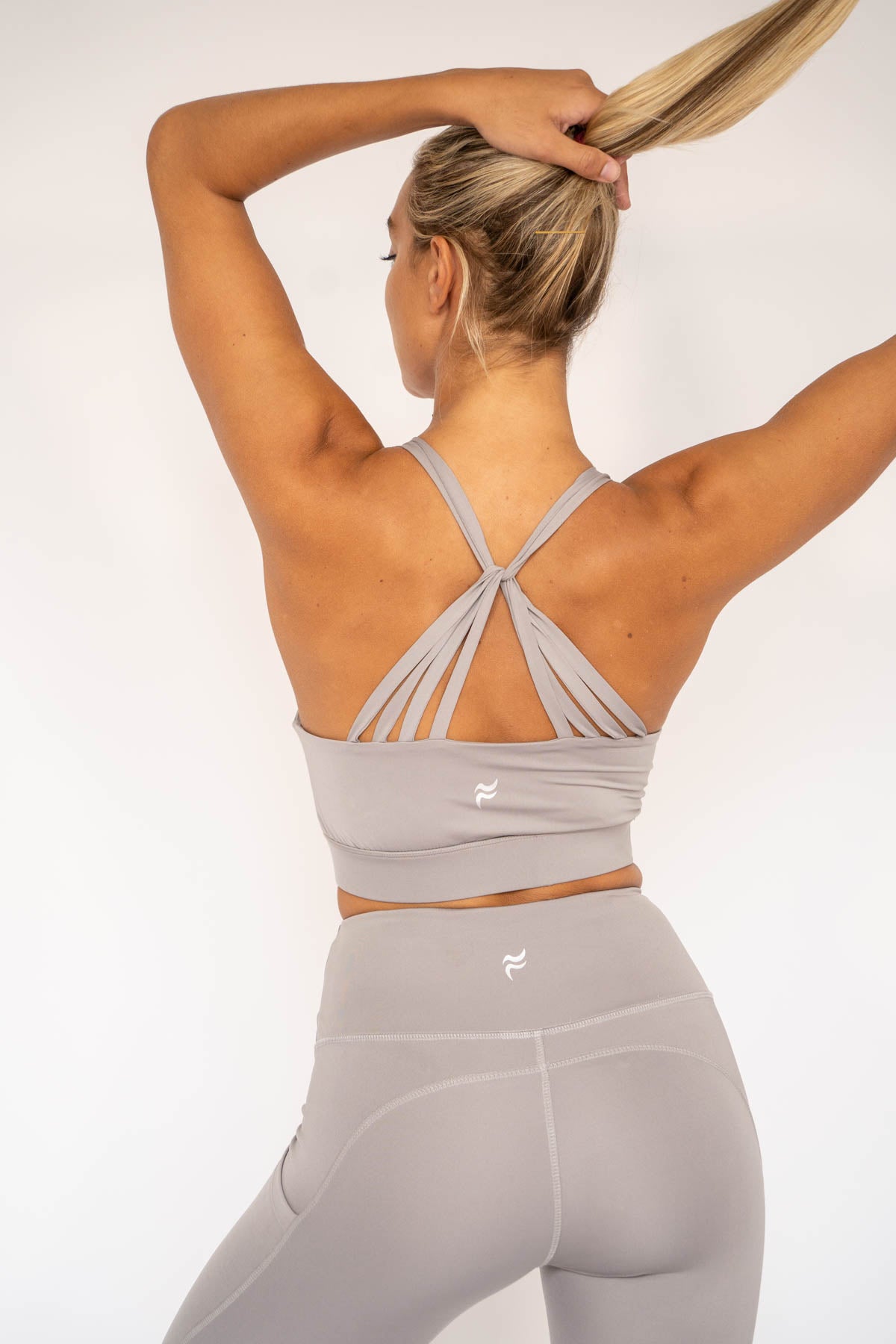 Lilly Strappy Sports bra ultimate grey XS S M L XL